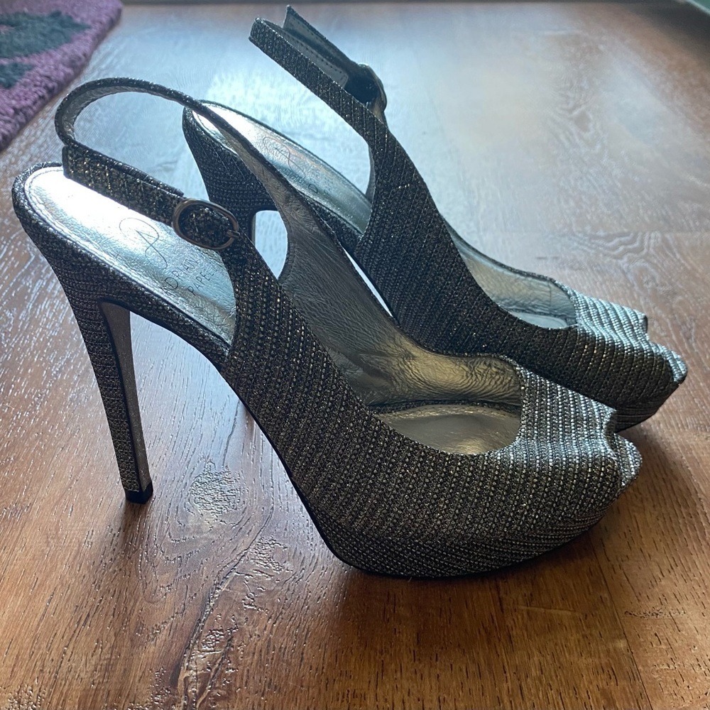Adrianna Papell RITA Metallic Peep-Toe Sling-Back  Platform. Gently worn. - Picture 4 of 5